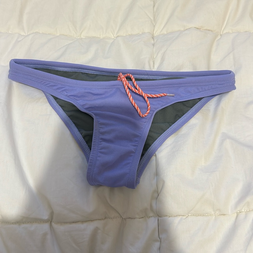 JOLYN bikini bottoms! Size Medium!